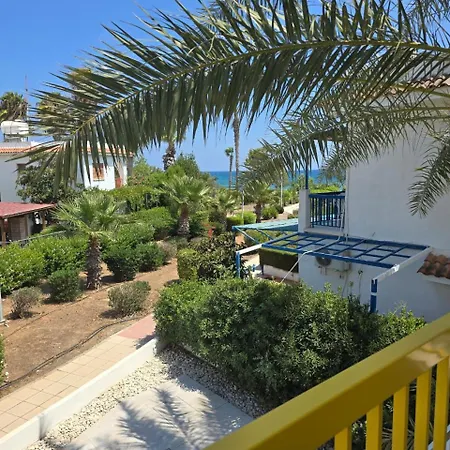 Casa vacanze Lazuli Yellow House Nr 5 *