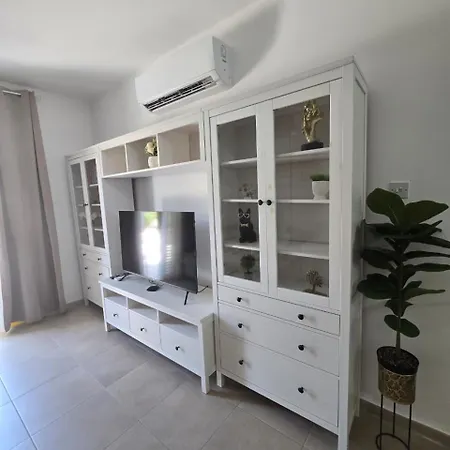 Lazuli Yellow House Nr 5 *